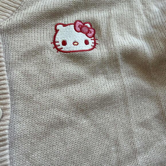 Hello Kitty Cardigan Strawberry Milk Skimmer Sweater Knit Patch Sanrio XL - Picture 4 of 10